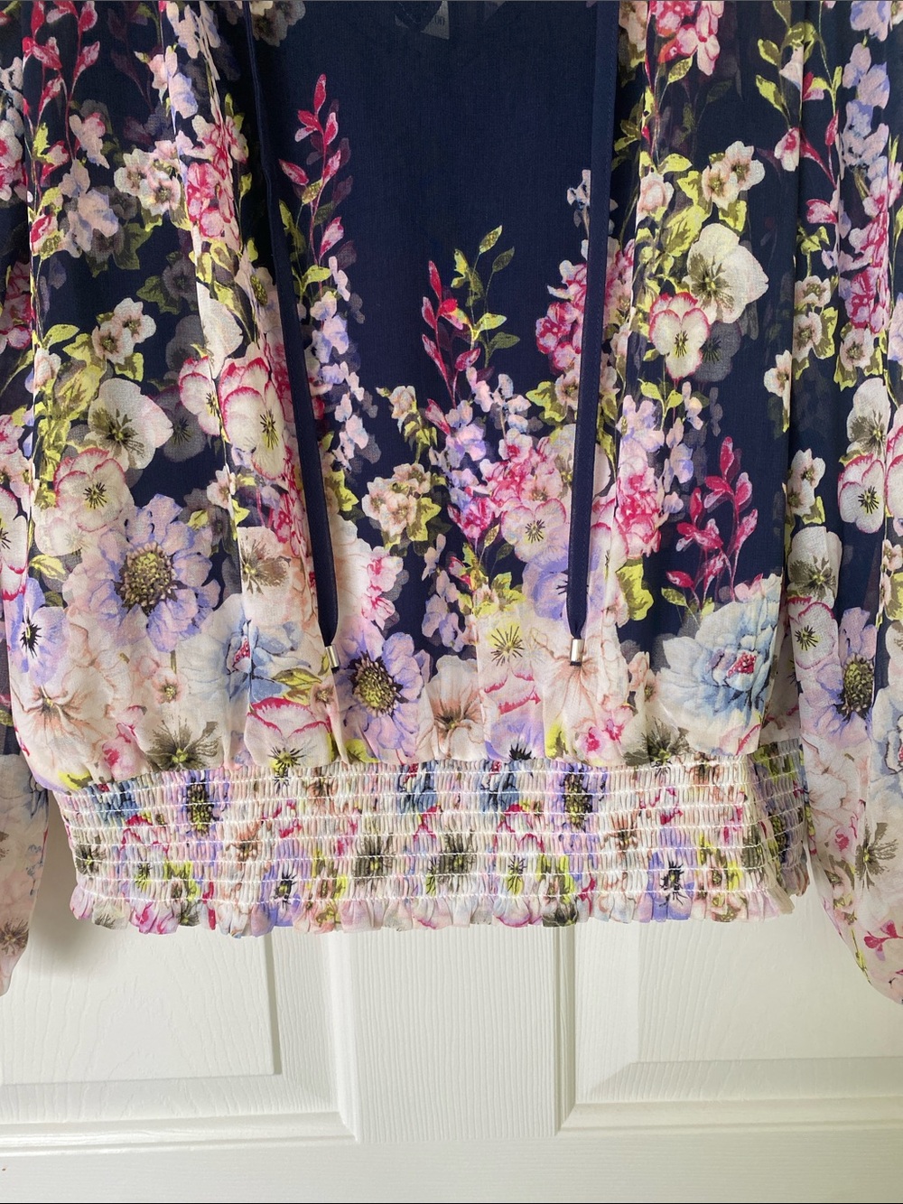 White House Black Market Navy Floral Sheer Blouson - Picture 6 of 9